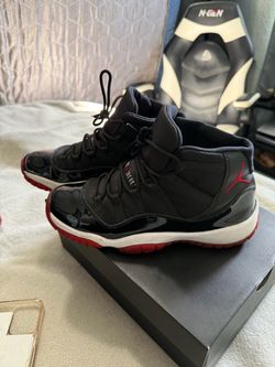Jordan 11 Retro Bred Sneakers