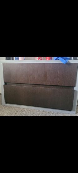 Storage Cabinet / Nightstand
