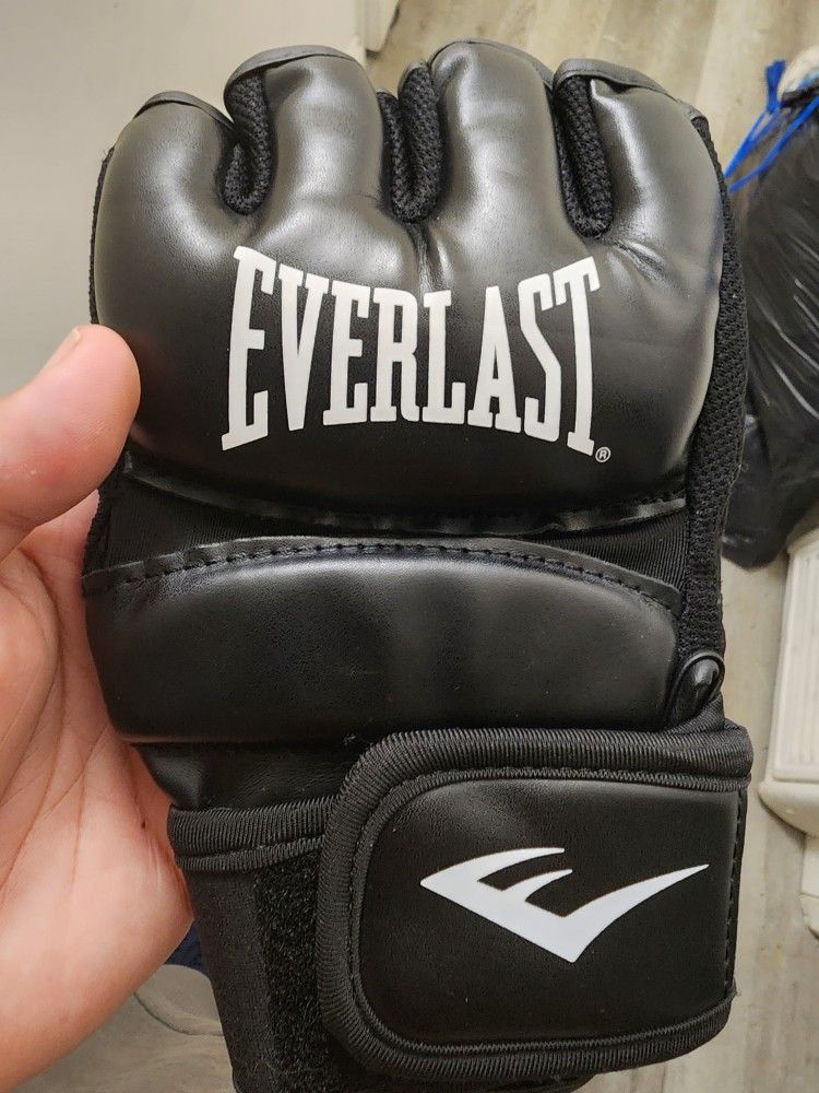 Everlast MMA Gloves