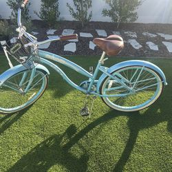 Girls beach cruiser Bike