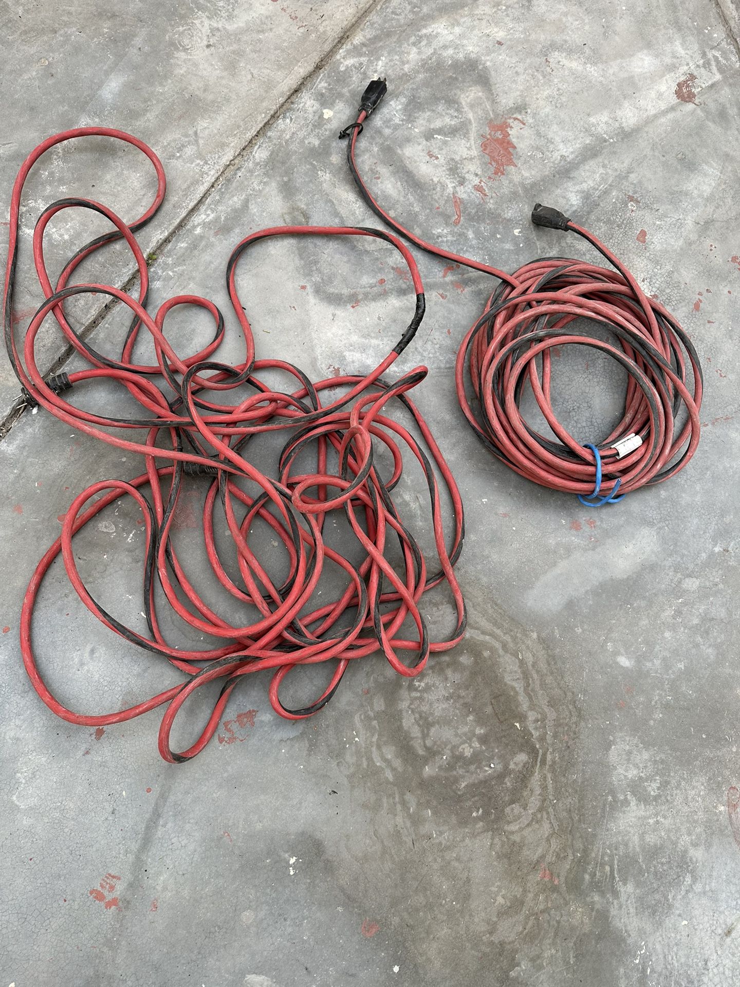 2 Extension Cords.