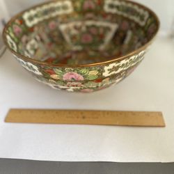 Vintage Famille Rose Bowl