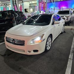 2013 Nissan Maxima