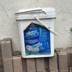 Pool Chlorine Tablets 3” – Xtra Blue (2 Buckets)