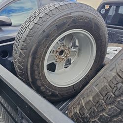 245 75 17  Para Troka 5 Llantas