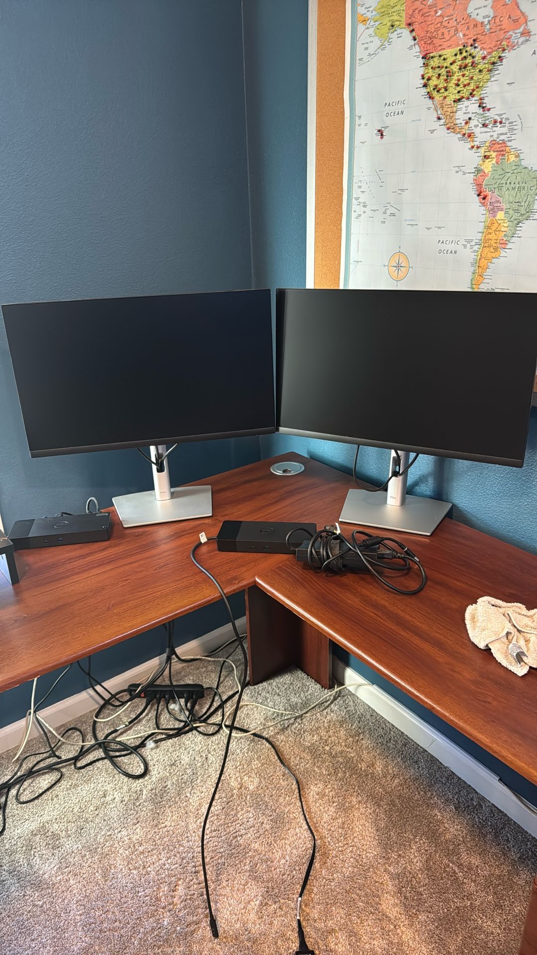 Monitors And Docking Station