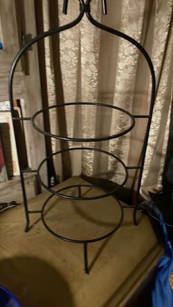 Plate 3 tier stand