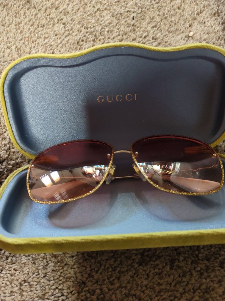 Gucci Sunglasses Rose With Glitter Rims