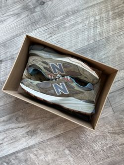 Bodega NEW BALANCE 990v3 Sz 8.5