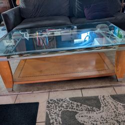 glass coffee table 
