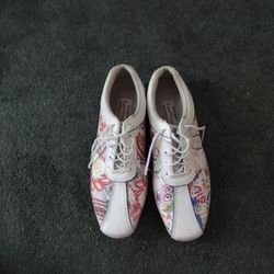 Shoes Women's Size 6.5.  New Golf Shoes Great Gift Idea.  Graffiti Theme.  Cash Porch Pickup Redmond 