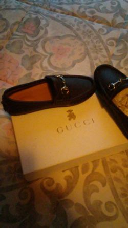Real ladies Chanel glasses... Young adults n toddler coats... Toddler real Gucci shoes