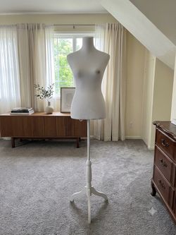 Woman Mannequin - 5FT Tall With Stand (White Stand)
