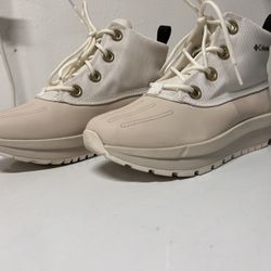 Columbia Snow Boots Size 7