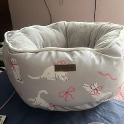Small Cat / Dog Bed 