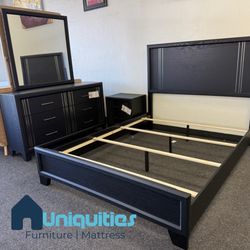 Queen Black 4 Piece Bedroom Set 