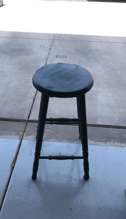 3 bar stools