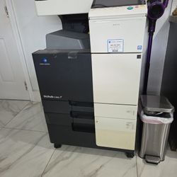Konica Minolta Bizhub C368 Gratis
