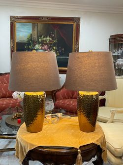 Pair of Beautiful Brass Hammered Gold Table Lamps🌷