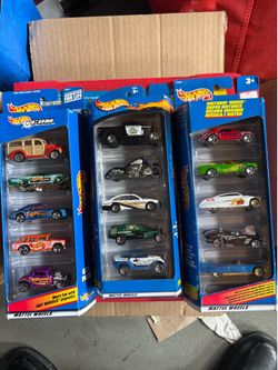 HOT WHEELS 5 pack