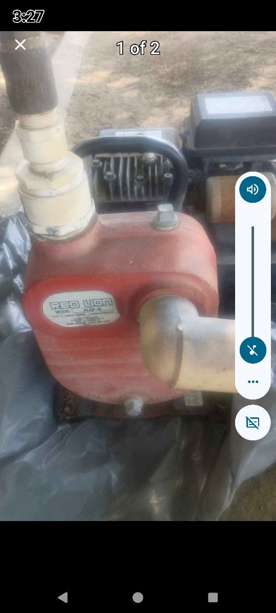 GAS POWERED WATER PUMP/BRIGGS & STRATTON -RED LION