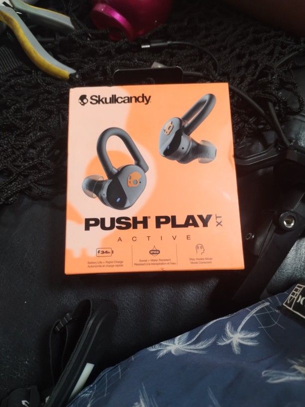Skullcandy Ear Buds  XT