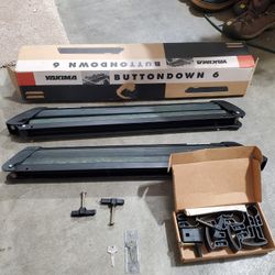 Yakima Buttondown 6 Ski or Snowboard Roof Rack. 