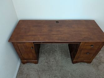 Wood Computer Desk with Drawers and Cabinet