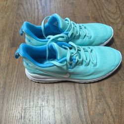 Nike React Size 6 Kid Shoes $30