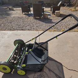 Sun Joe Reel Mower w/Adjustable Cutting