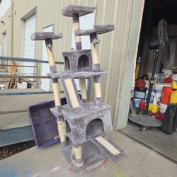 Large Cat Tree