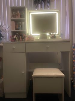 Vanity/tocador