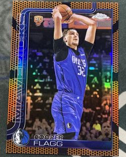 2025-26 Topps Chrome Cooper Flagg RC Basketball Border Refractor Mavericks SP