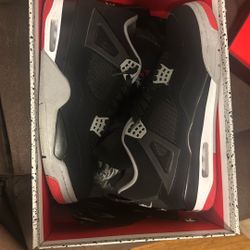 Jordan 4 Retro 