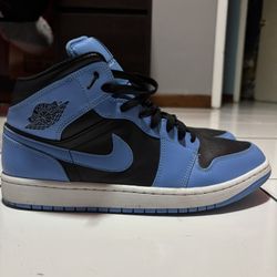 Jordan 1 mid University blue/black