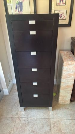 Tall Dark Brown 7-Drawer Dresser