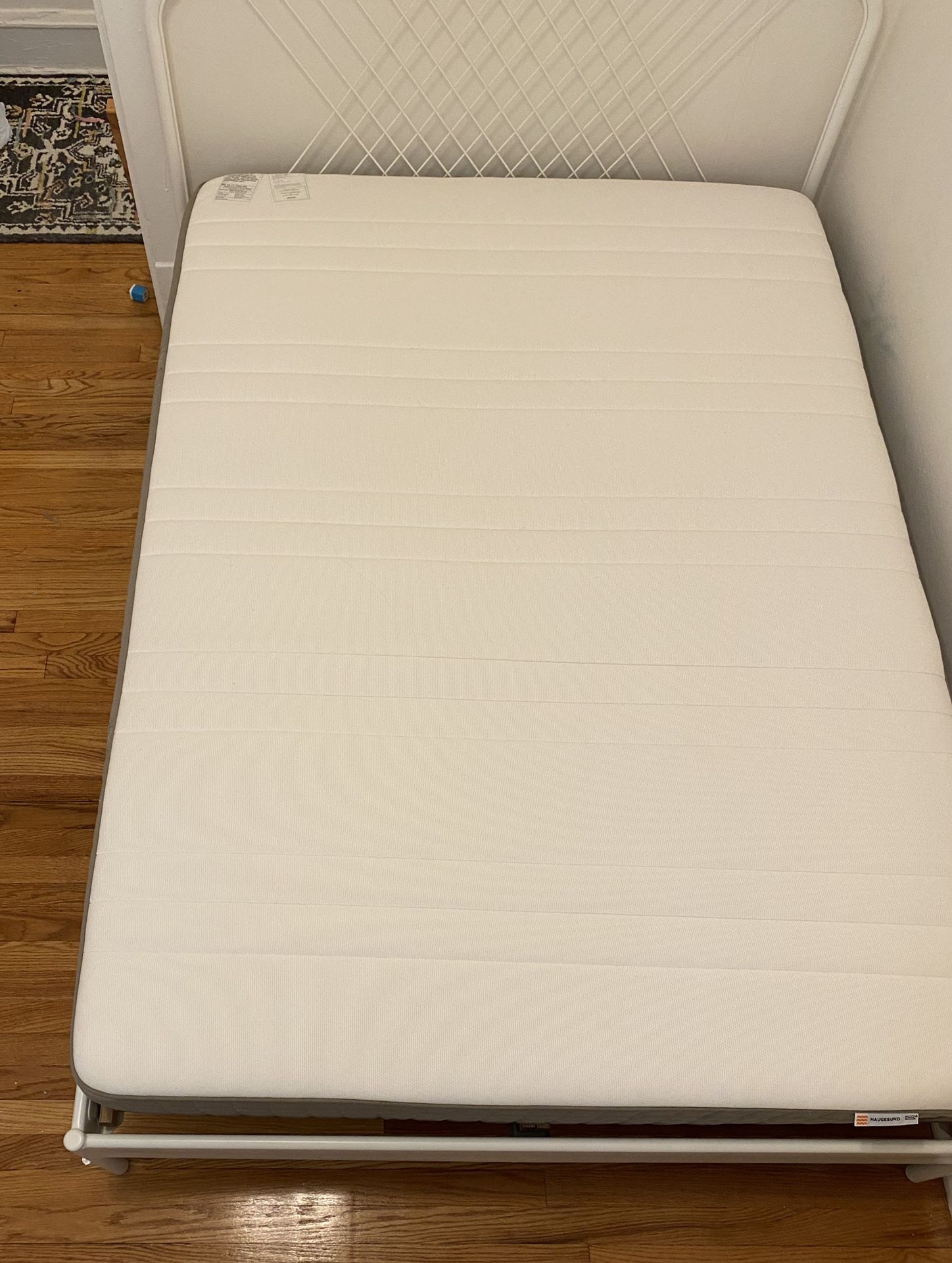 Free Mattress barely used! Edgewater, today only, you pick up.