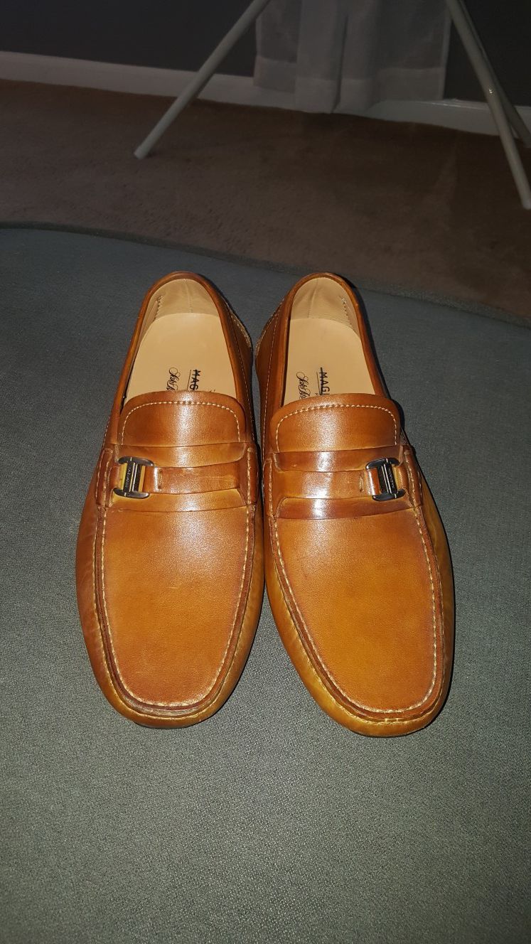 Magnanni loafer moccasin size 8 fit more like a 9