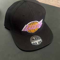 Lakers Mitchell And Ness Fitted Hat Size 7 3/8