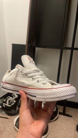 white converse woman’s size 7