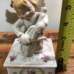 COFRE ANTIGUO DE PORCELANA DISEÑO ANGELITO