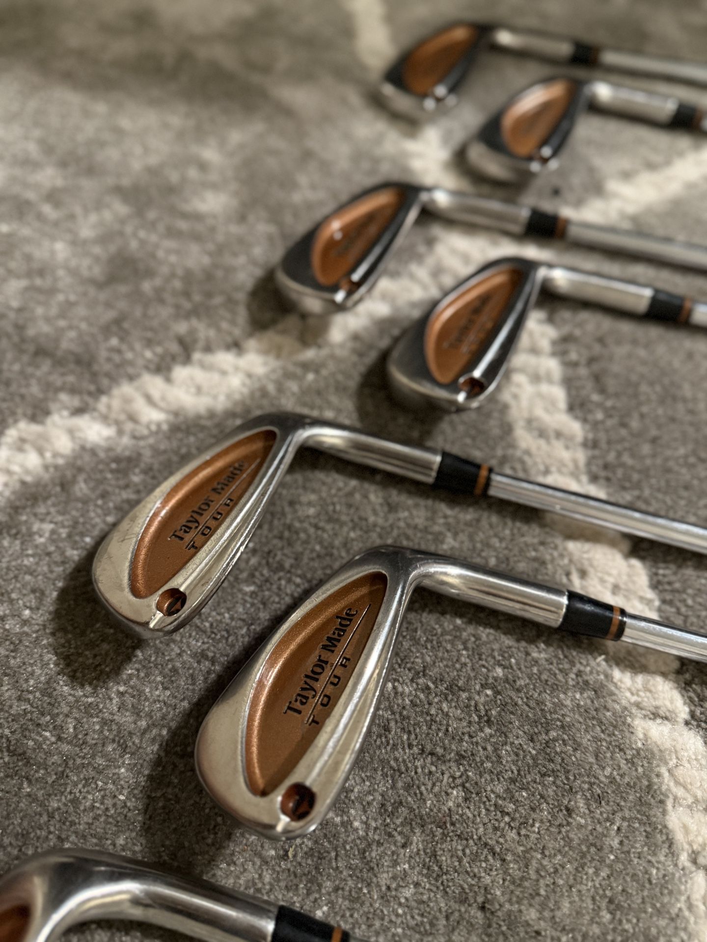 Taylor Made  Burner Tour iron set 4-PW