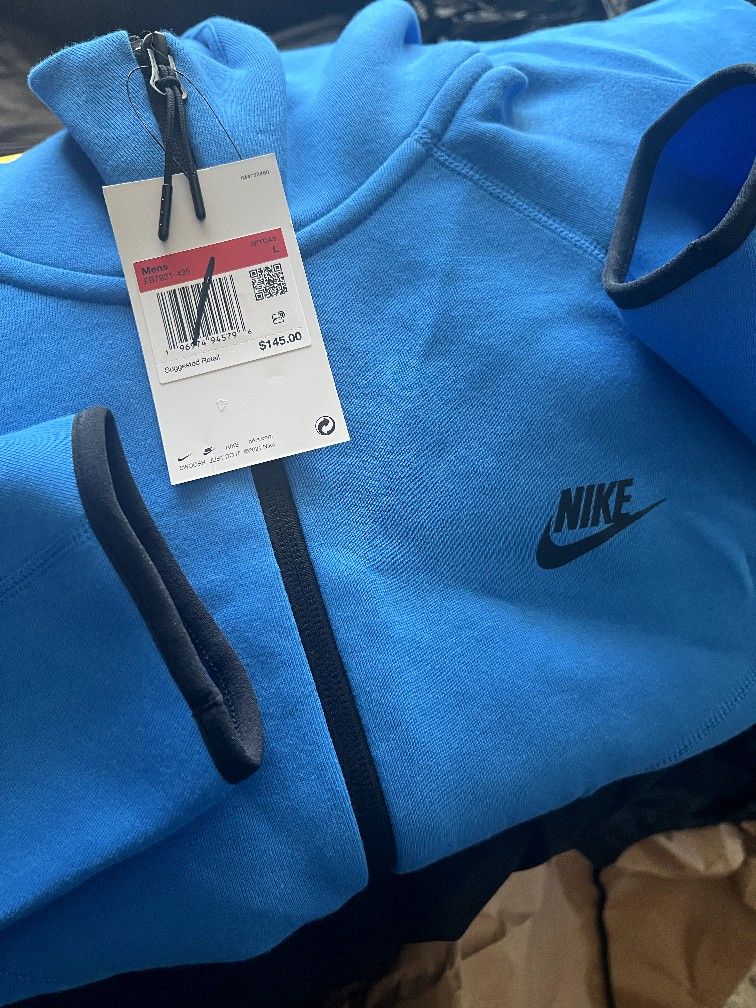 Nike Tech Hoodie Top