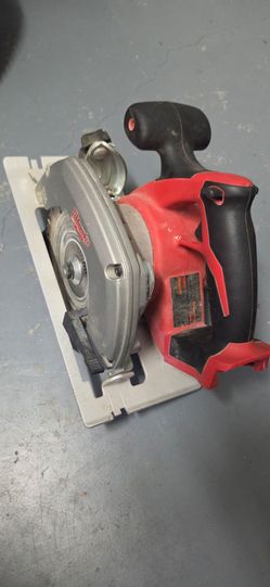 Milwaukee circle saw