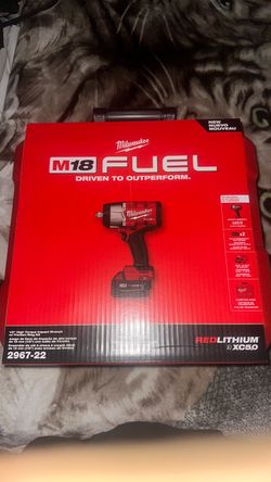 Milwaukee M18 FUEL 1/2" Impact Wrench Kit 2967-22