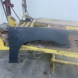 Toyota P Up Right Fender