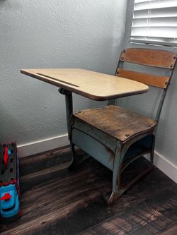 Vintage desk chair