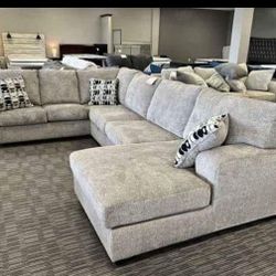U SHAPED SECTIONAL COUCH SAME DAY DELIVERY By ASHLEY FINANCING AVAILABLE 