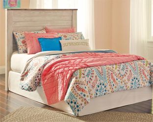 Willowton Cottage Farmhouse Bed Frame, Full, Whitewash