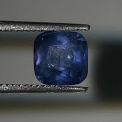 0.95Ct Natural Sri Lankan Purplish Blue Sapphire